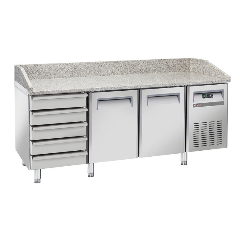 Table frigo pizzeria 2 portes EN 600x400 5 tiroirs neutres EN 600x400 sur roues 2 avec freins